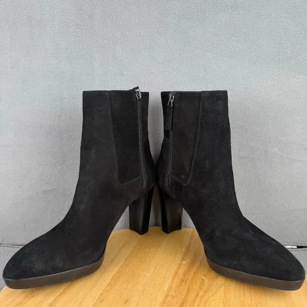 Aquatalia Regan Black Suede Platform Bootie Almond Toe‎ Zip Up Women’s Size 9 US